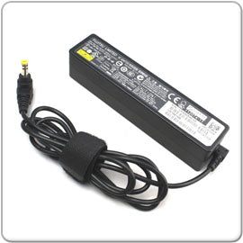 FUJITSU ADP-65MD B - FPCAC157 Slim Netzteil - 19V - 3.42A - 65W