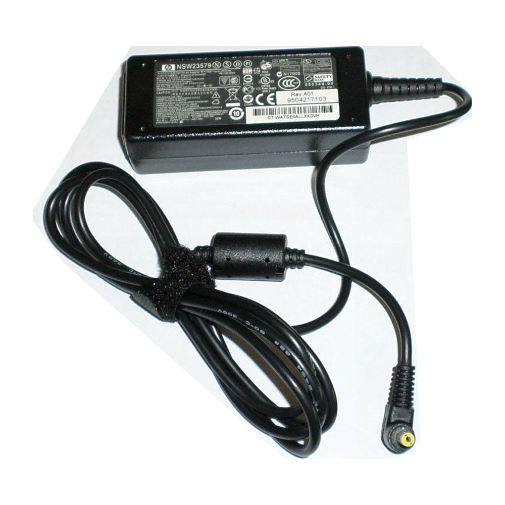 HP Compaq PPP018L Netzteil - 19V - 1.58A - 30W - für HP Compaq Notebooks *NEU*